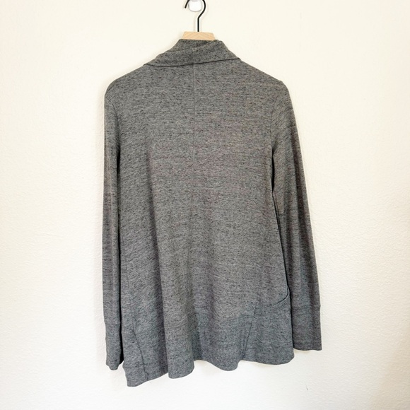 Athleta Pranayama Wrap - Picture 5 of 6